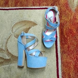 Luichiny Jawdropper light denim size 8